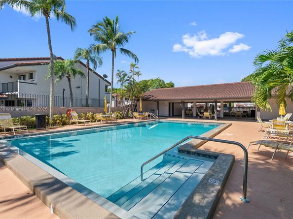 13412 SW 62nd St 103M, Miami FL 33183