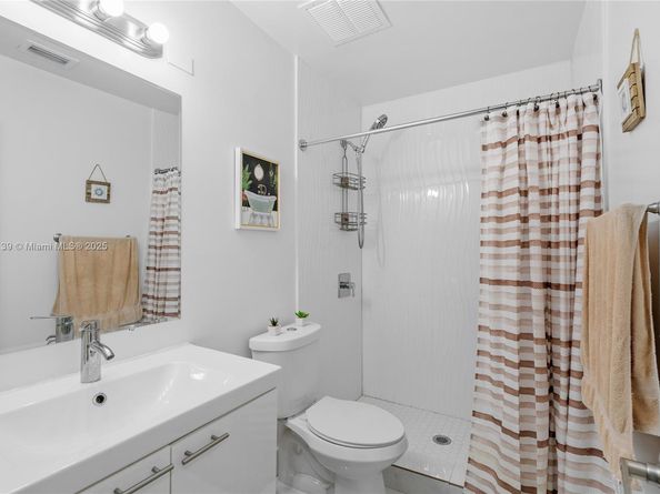 13412 SW 62nd St 103M, Miami FL 33183