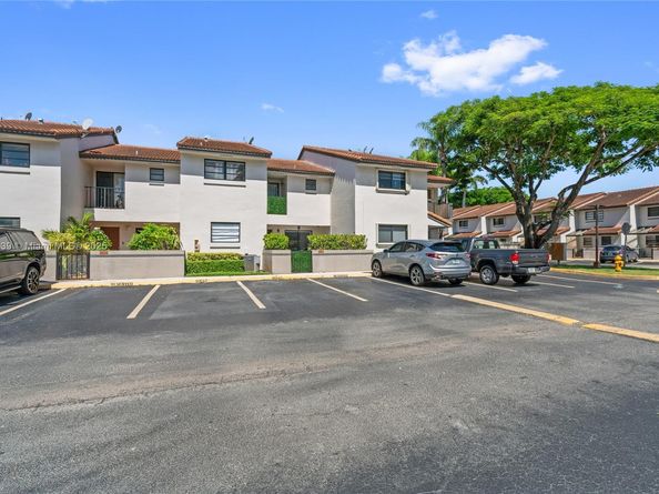 13412 SW 62nd St 103M, Miami FL 33183