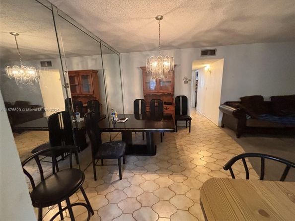 5300 Washington St U103, Hollywood FL 33021