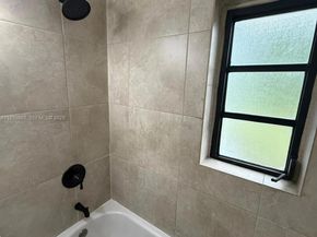 621 E 13th St, Hialeah FL 33010