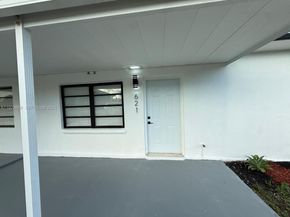 621 E 13th St, Hialeah FL 33010