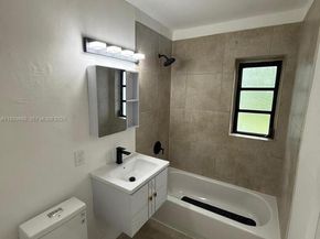 621 E 13th St, Hialeah FL 33010