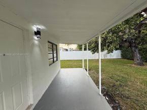 621 E 13th St, Hialeah FL 33010