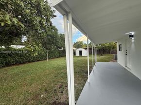 621 E 13th St, Hialeah FL 33010