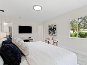 4220 SW 21st St, West Park FL 33023