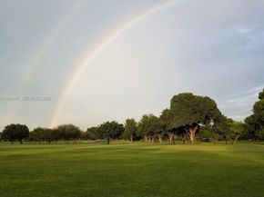 409 De Leon Dr, Miami Springs FL 33166