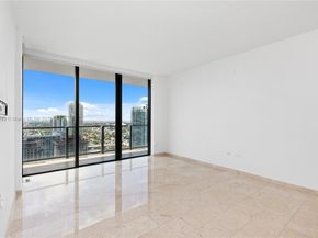 68 SE 6th St 3906, Miami FL 33131