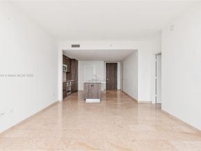 68 SE 6th St 3906, Miami FL 33131
