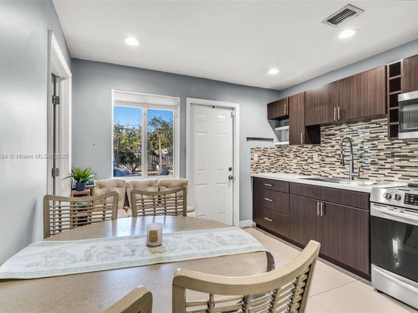 125 NW 127th St, North Miami FL 33168