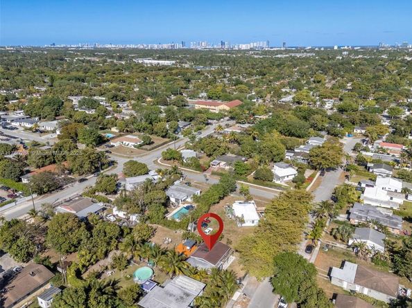 125 NW 127th St, North Miami FL 33168