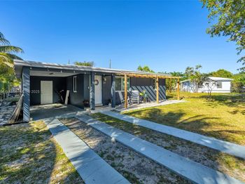 125 NW 127th St