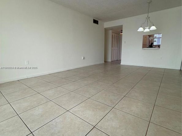 Undisclosed Address #A11910514, Sunrise FL 33322