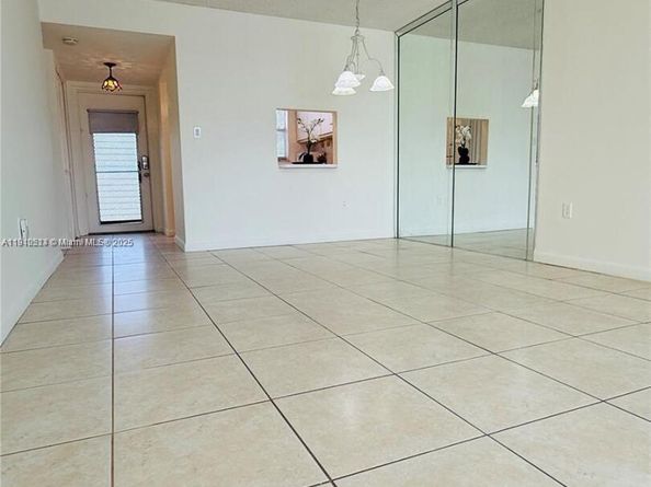 Undisclosed Address #A11910514, Sunrise FL 33322