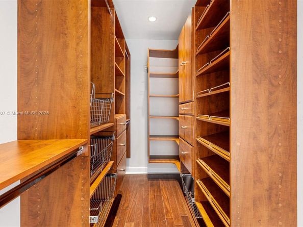 8390 SW 72nd Ave 412, Miami FL 33143
