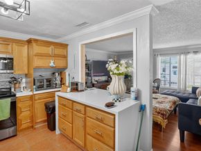 10420 NW 35th Pl, Miami FL 33147