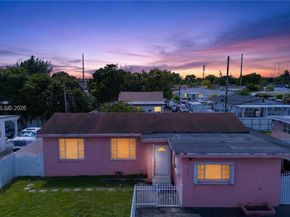 10420 NW 35th Pl, Miami FL 33147