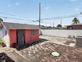 10420 NW 35th Pl, Miami FL 33147