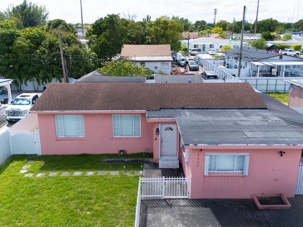 10420 NW 35th Pl, Miami FL 33147