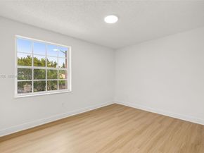 1392 NW 159th Ln, Pembroke Pines FL 33028