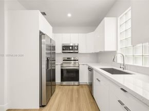 1392 NW 159th Ln, Pembroke Pines FL 33028