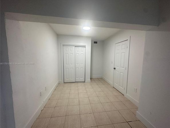 Undisclosed Address #A11751095, Miami FL 33161