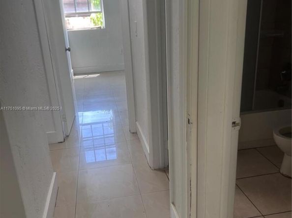 Undisclosed Address #A11751095, Miami FL 33161