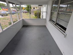 522 18th St, West Palm Beach FL 33407