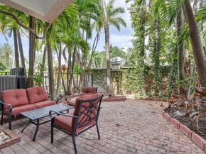 1382 Harbor Vw W, Hollywood FL 33019