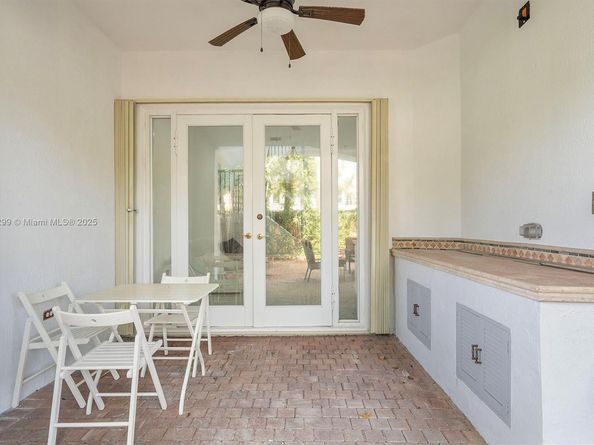 1382 Harbor Vw W, Hollywood FL 33019
