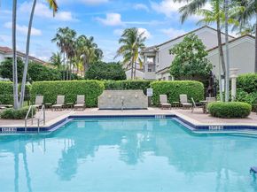 1382 Harbor Vw W, Hollywood FL 33019