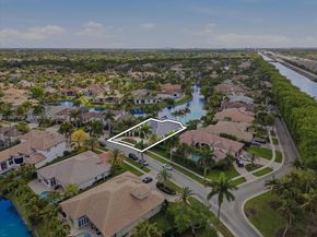 770 Leigh Palm Ave, Plantation FL 33324