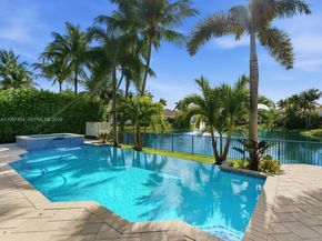 770 Leigh Palm Ave, Plantation FL 33324