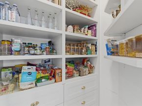 770 Leigh Palm Ave, Plantation FL 33324