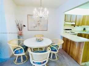 224 Pine Hov Cir D2, Green Acres FL 33463