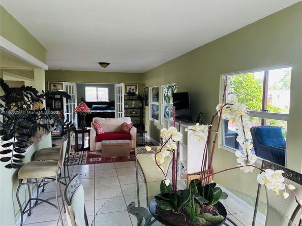 3430 NW 21st Ave, Oakland Park FL 33309