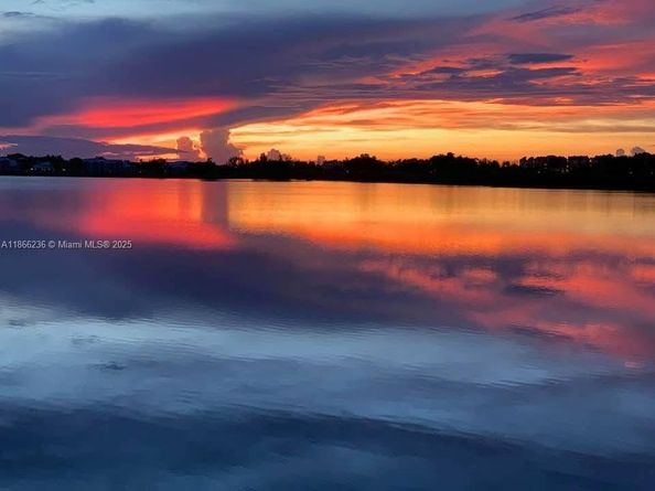 3430 NW 21st Ave, Oakland Park FL 33309