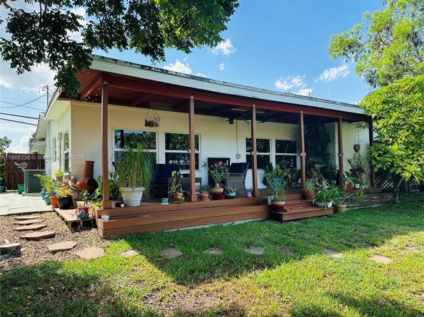 3430 NW 21st Ave, Oakland Park FL 33309