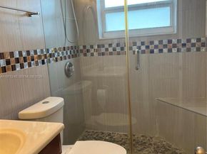 6805 NW 75th St, Tamarac FL 33321