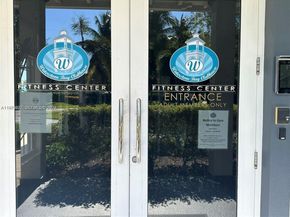 1040 NE 42nd Pl, Homestead FL 33033