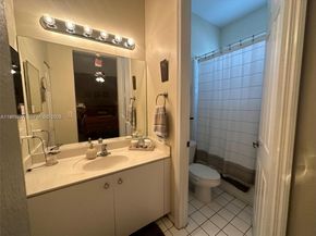 1040 NE 42nd Pl, Homestead FL 33033