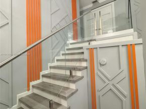 926 SW 102nd Ter, Pembroke Pines FL 33025