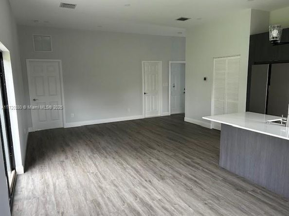 301 NW 28th Ave, Fort Lauderdale FL 33311