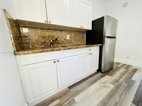 2750 NW 60th Street, Miami FL 33142