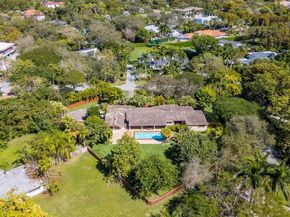 6000 Chapman Field Dr, Pinecrest FL 33156