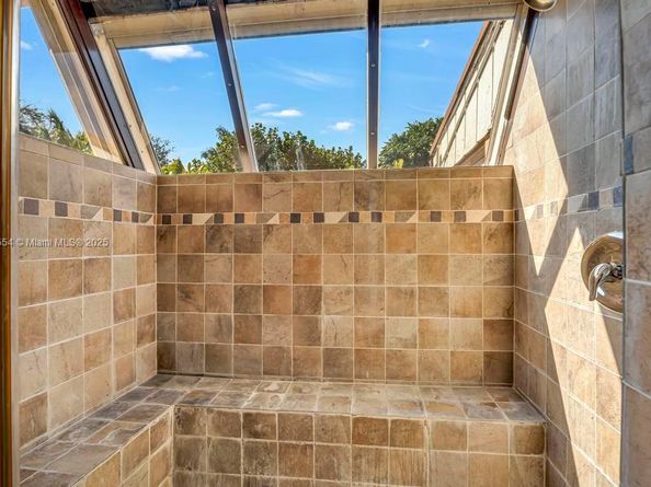 6000 Chapman Field Dr, Pinecrest FL 33156