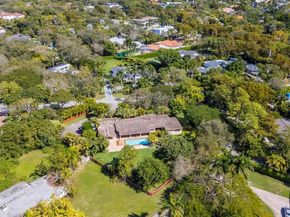 6000 Chapman Field Dr, Pinecrest FL 33156