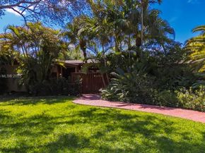 6000 Chapman Field Dr, Pinecrest FL 33156