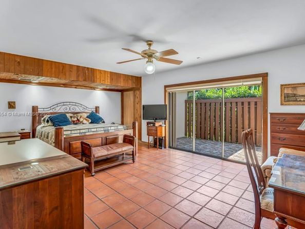 6000 Chapman Field Dr, Pinecrest FL 33156
