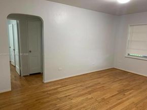 4289 NW 5th St, Miami FL 33126